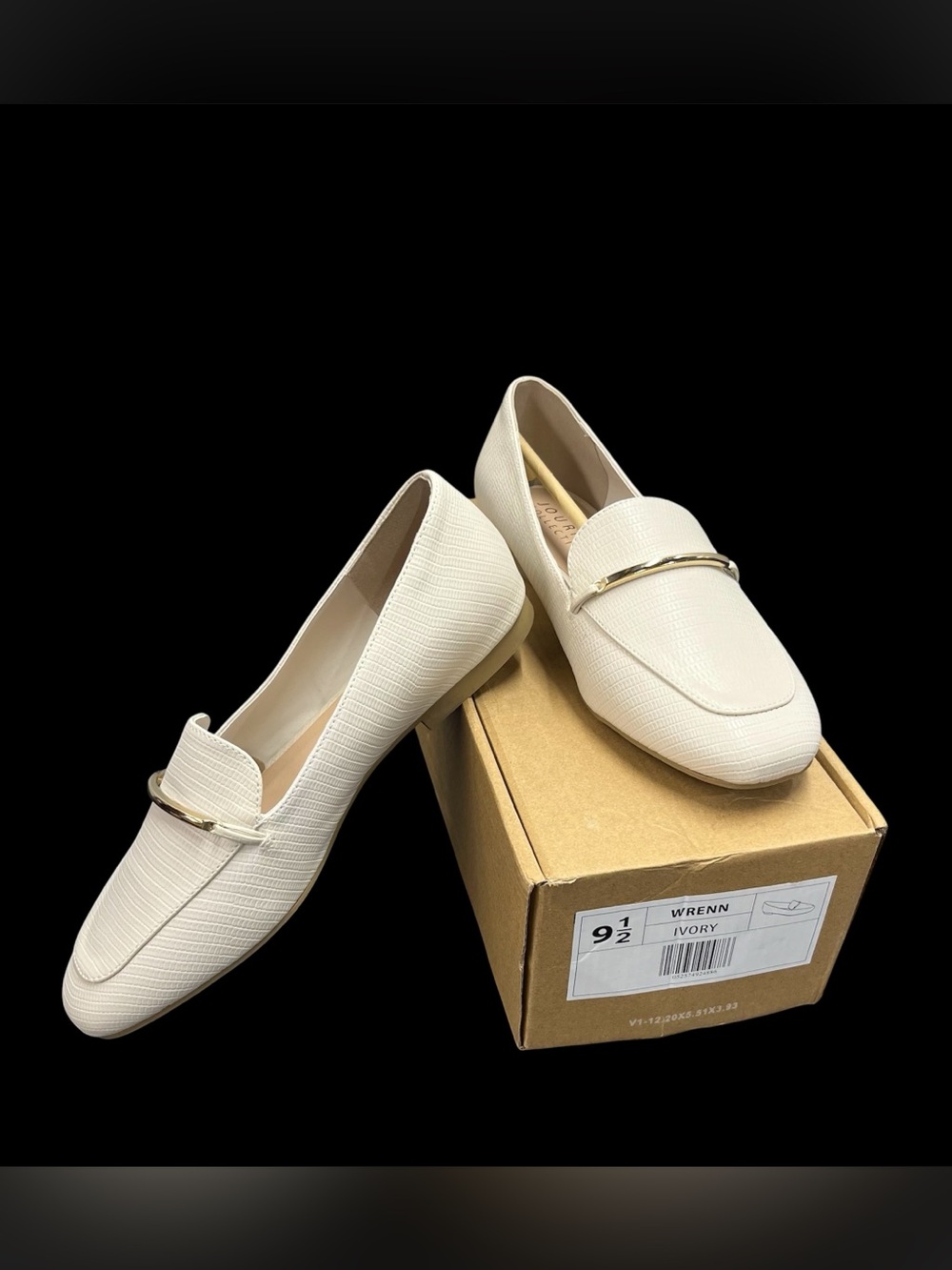 Journee Wren loafers ivory vegan leather size 9.5